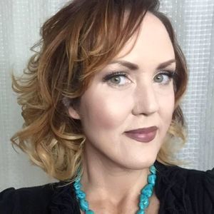 Meet your Posher, Staci